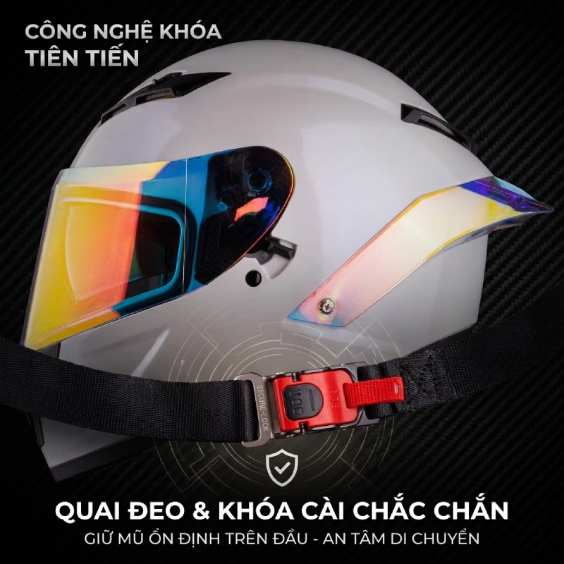 Quai đeo và khóa cài giữ mũ ổn định trên đầu